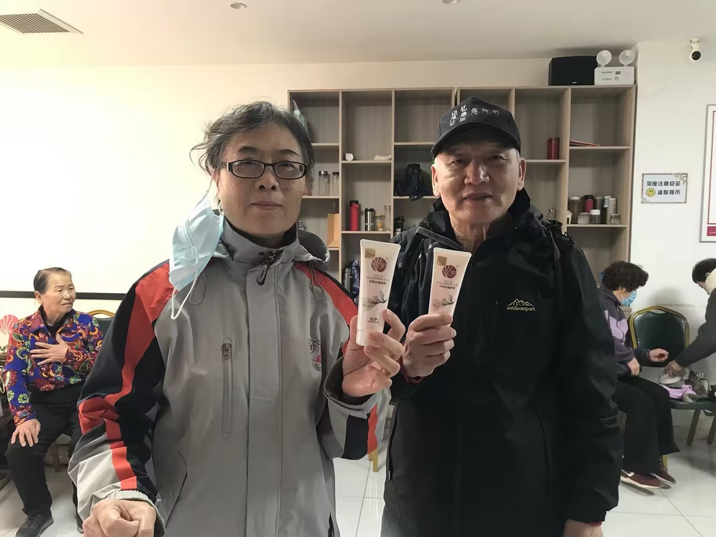 辽宁沈阳铁西区兴工北街店利用“双奖”裂变机制，让口碑裂变可量化、可持续